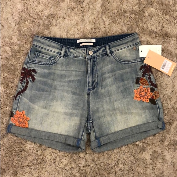 Scotch & Soda Embroidered Denim Shorts NWT - Picture 1 of 10